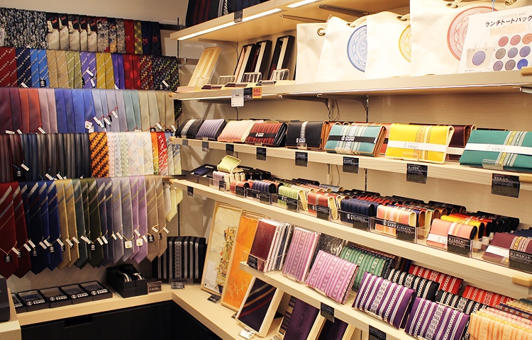 直営店 サヌイ織物博多駅マイング店 取り扱い販売店 博多織 サヌイ織物 福岡市